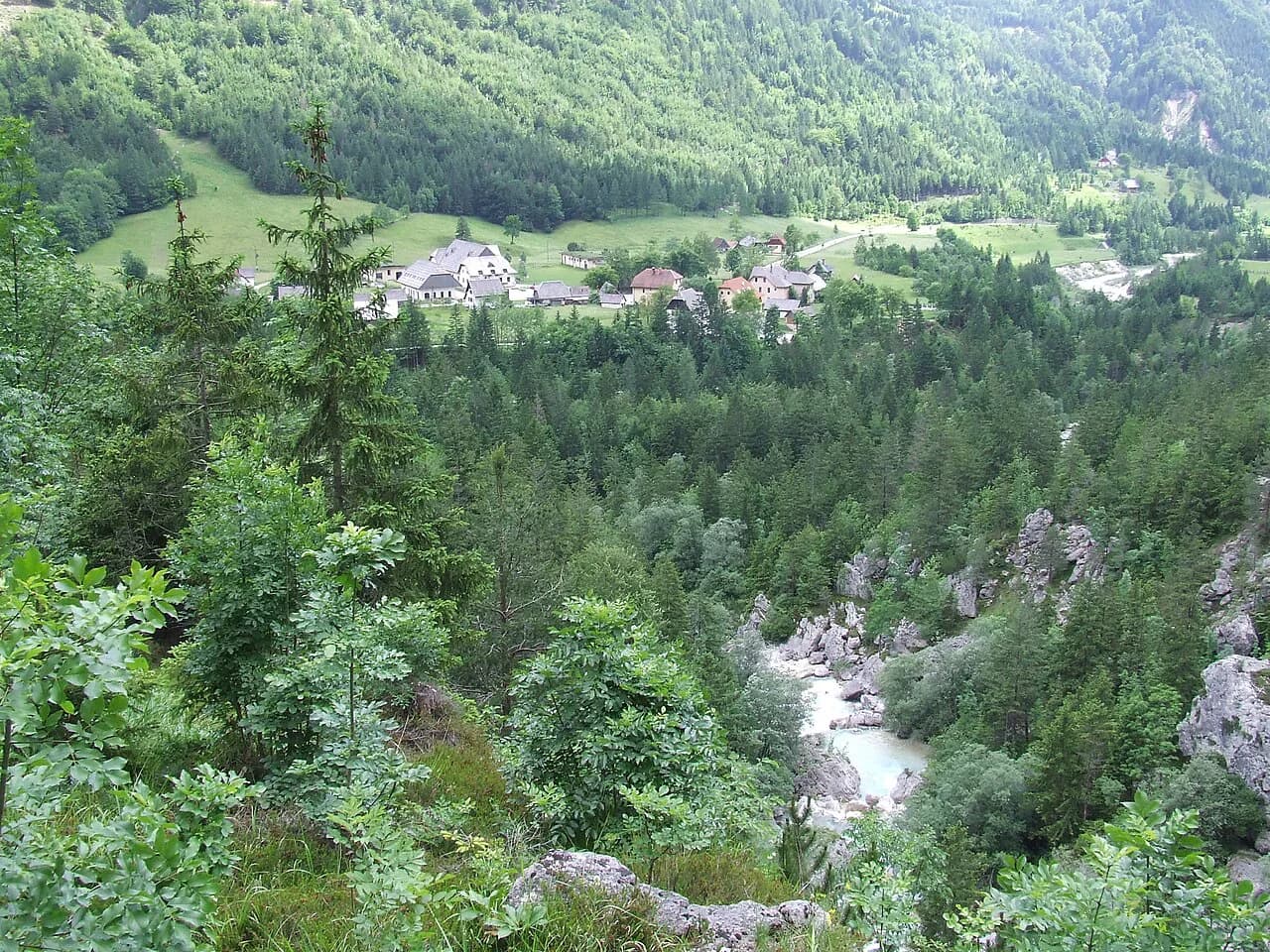 Paragliding in Slovenia: Tandem Flights at Bovec, Bohinj and the Soča Valley