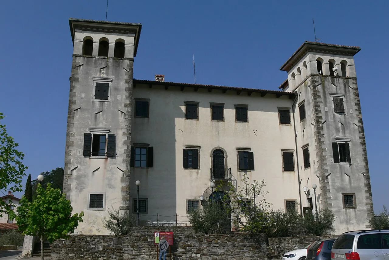 Dobrovo Castle in Goriška Brda: What's Inside and How to Visit