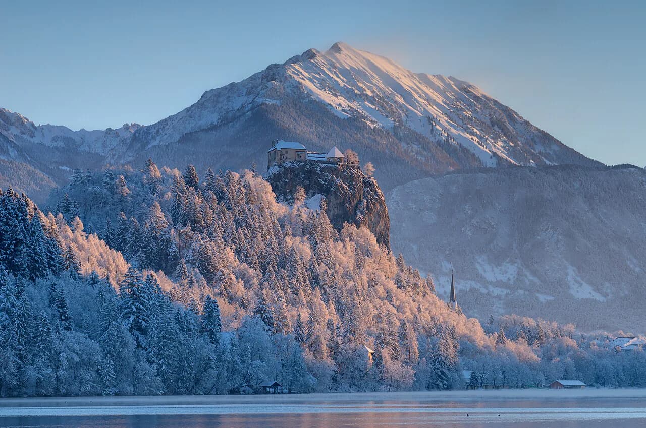 Bled attractions: plan your castle climb and lake stops