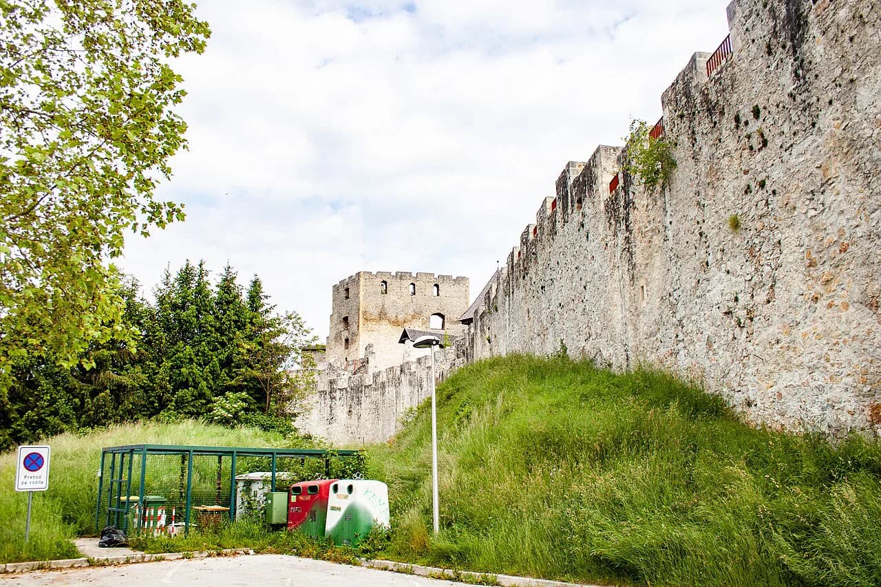 Celje attractions: plan your castle climb and old-town stops