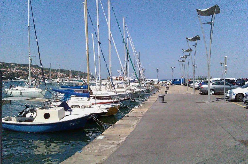 Koper Promenade: Walking the Seafront From Old Town to the Marina