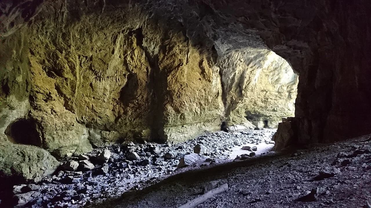Križna Cave: Boat Tours, Underground Lakes and What to Expect