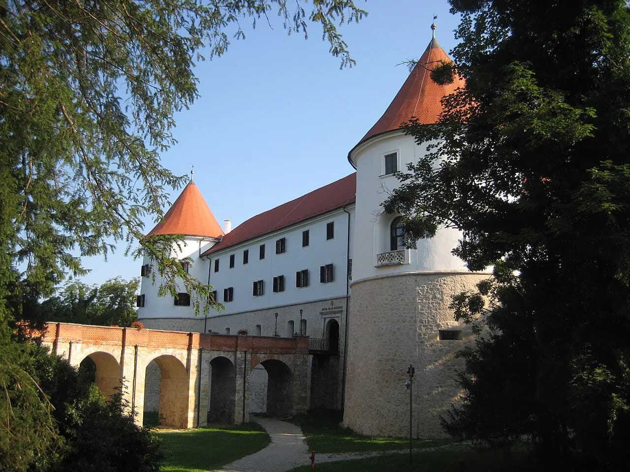 Mokrice Castle: Visiting the Renaissance Estate Near Brežice