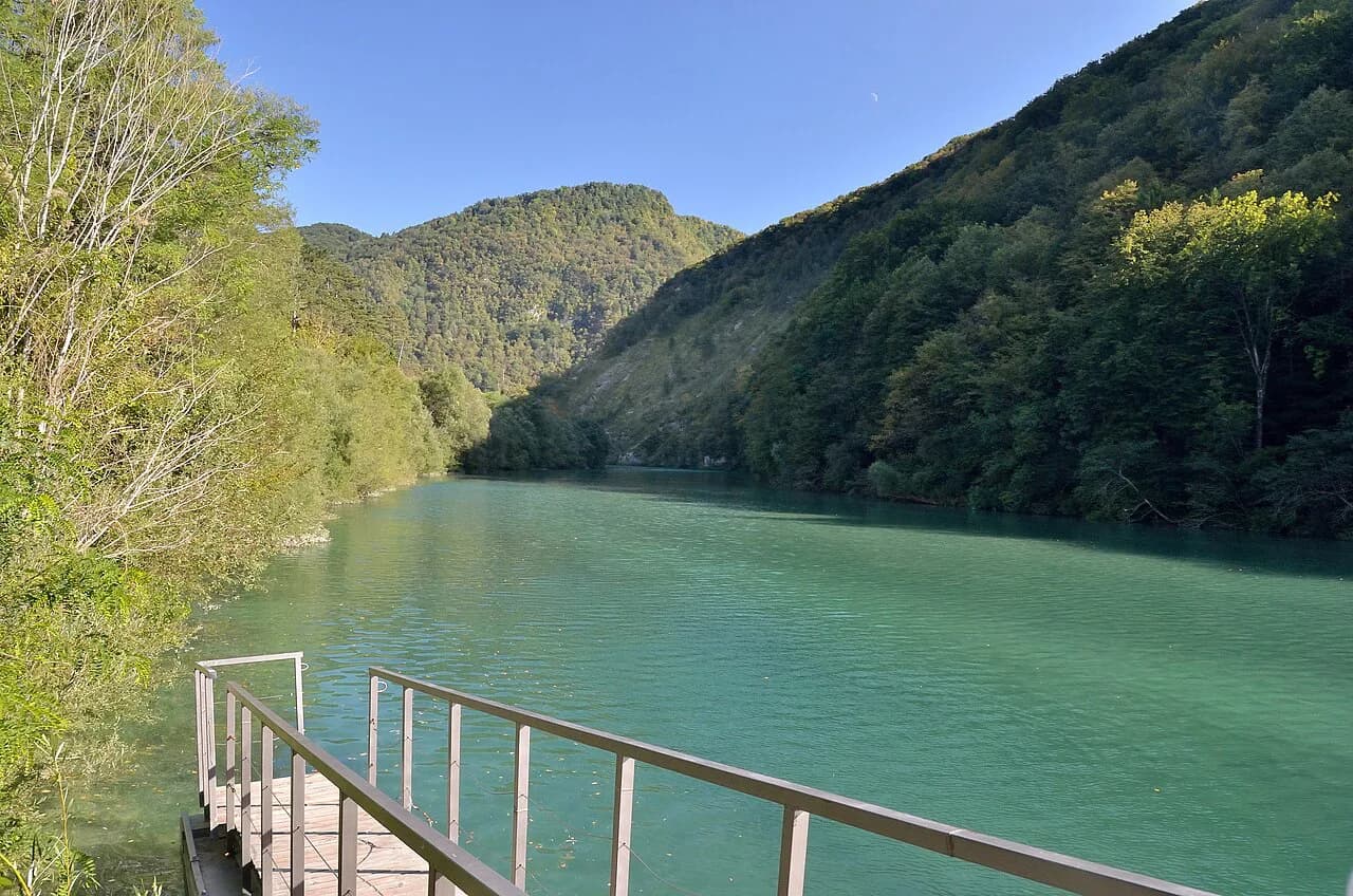 Most na Soči: Slovenia's Lake Village Below Tolmin