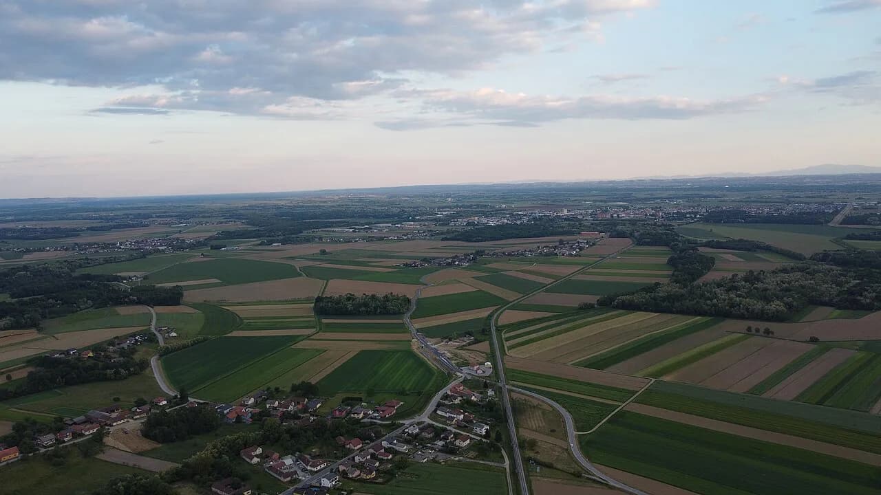 Murska Sobota: Castle, Museum and Town Center Guide