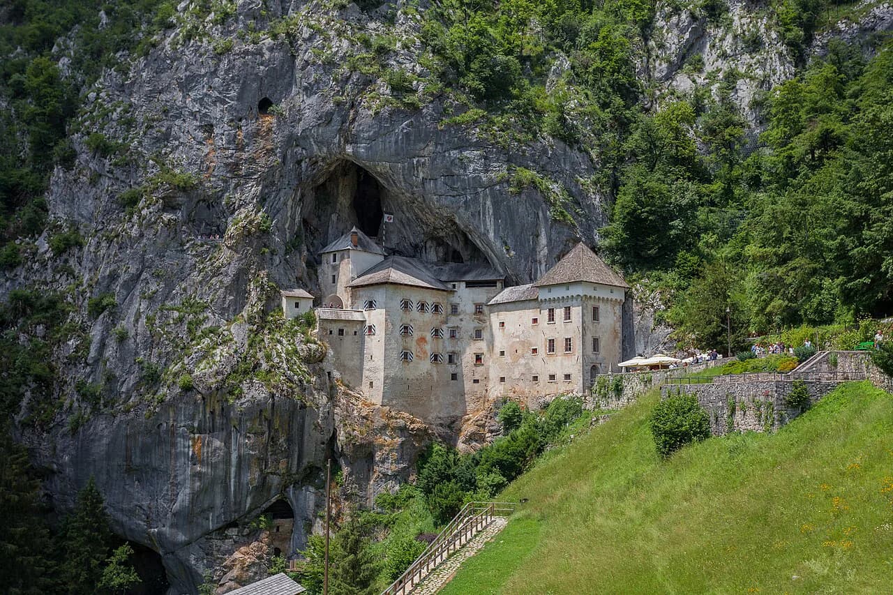 Predjama Castle Tours: Tickets, Combos and How Long to Allow