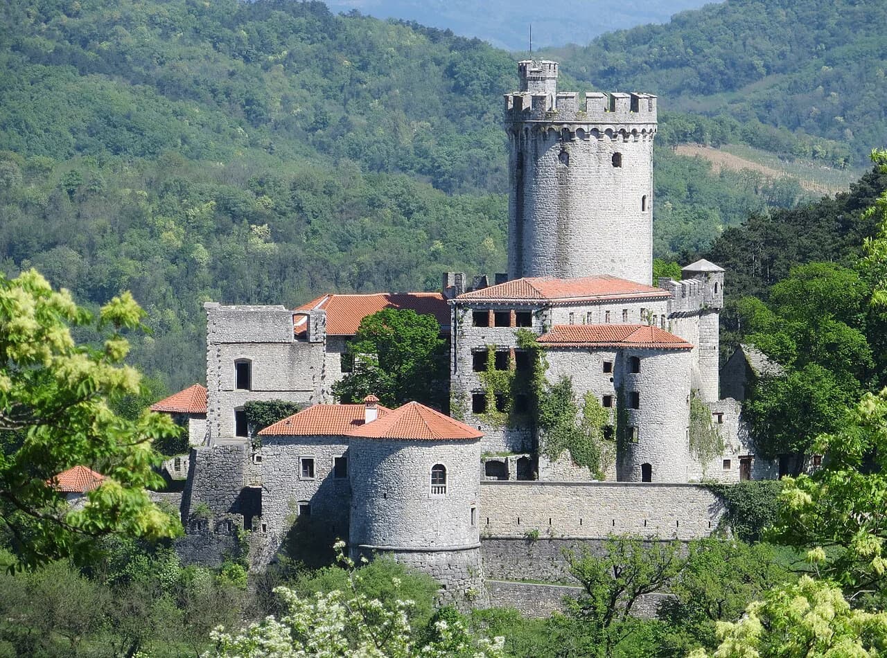 Rihemberk Castle at Branik: What Visitors Should Know