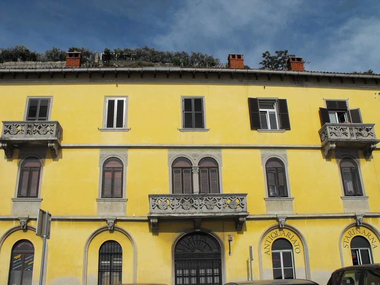Shopping in Piran: Souvenirs, Local Products and Where to Browse