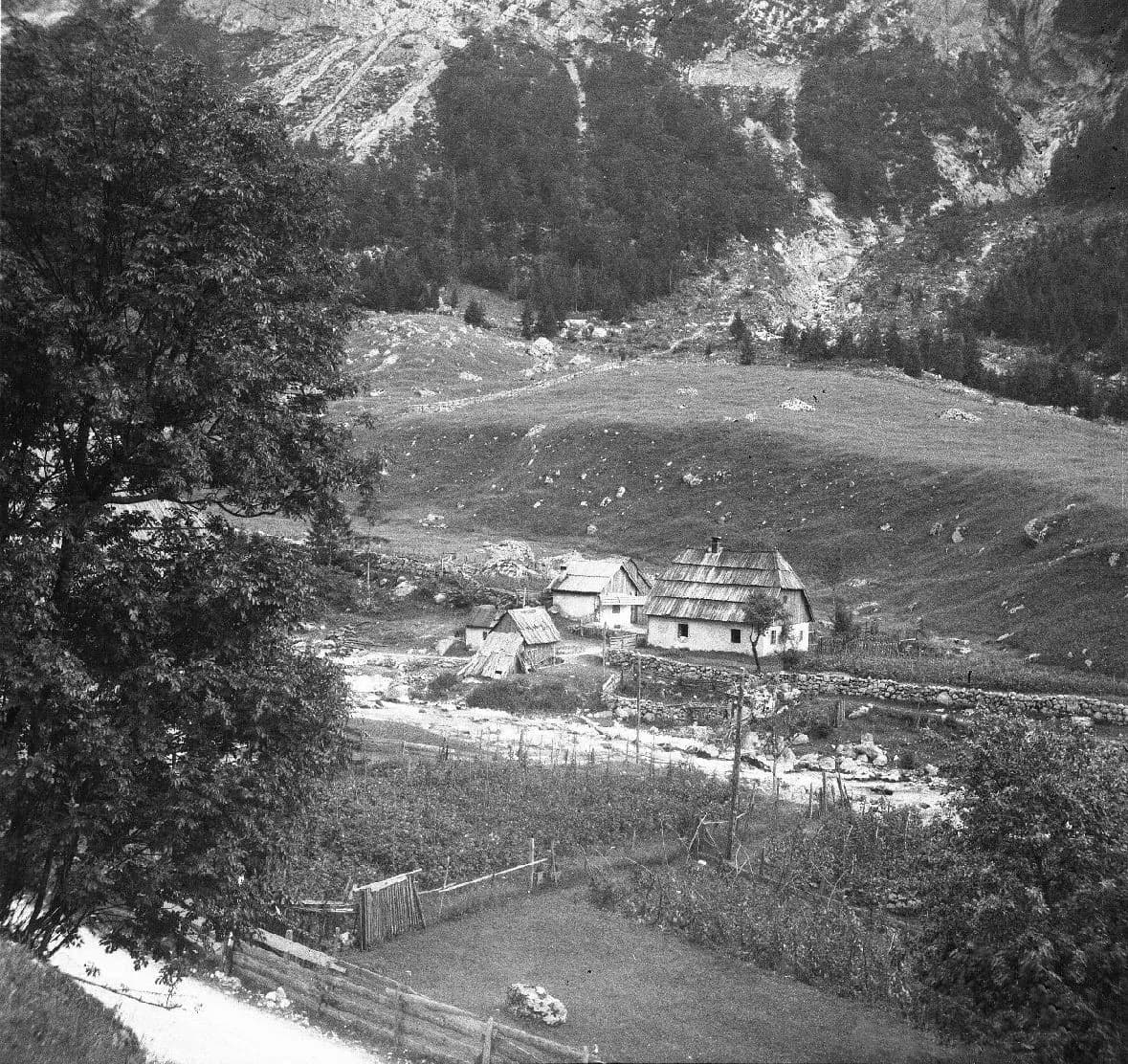 Dom Trenta: Triglav National Park Info Center in the Soča Valley