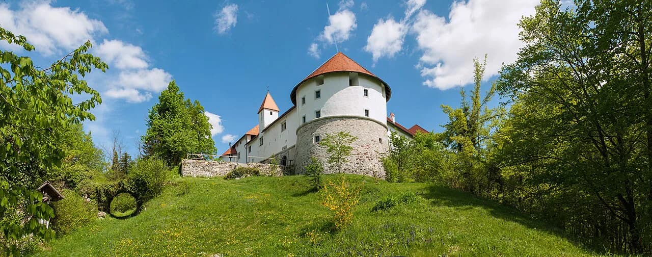 Turjak Castle: Visiting the Auersperg Castle Near Ljubljana