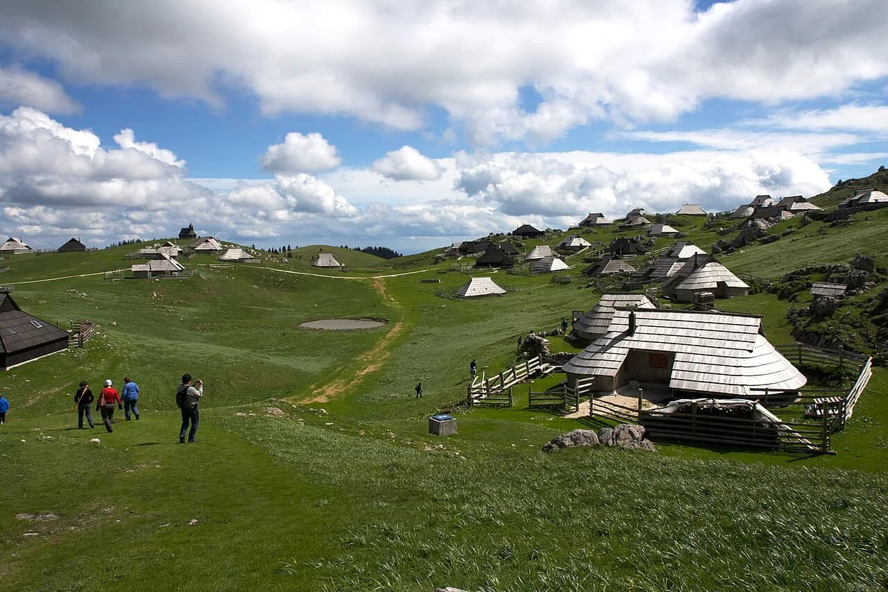 Velika Planina: Cable Car, Chairlift and the Herdsmen's Village