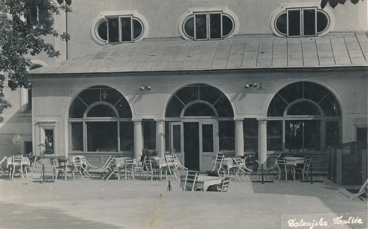 Dolenjske Toplice on a 1950s postcard.