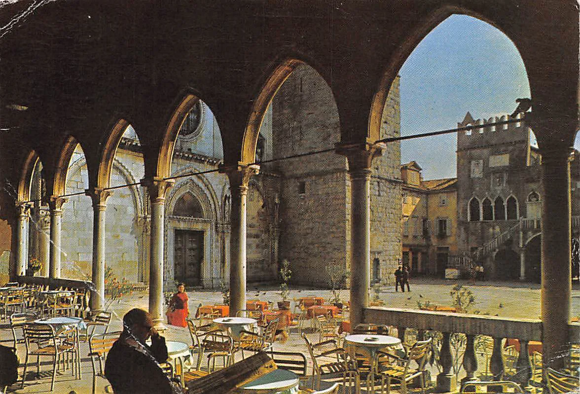 Titov trg in Koper on a 1964 postcard.