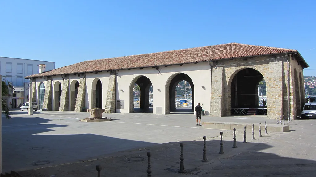 The arcades of the Fontico in Koper.