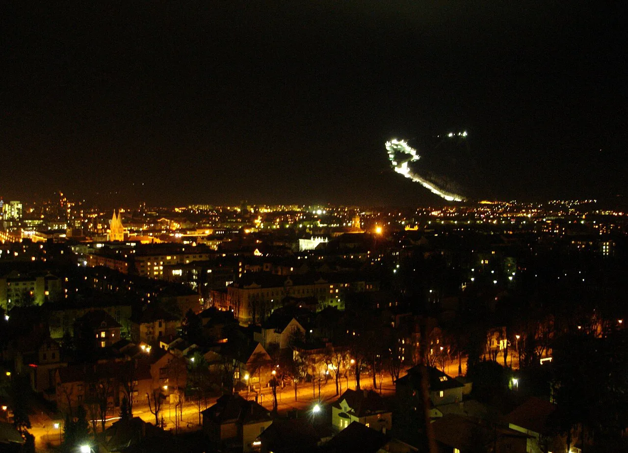 Maribor at night from Piramida.