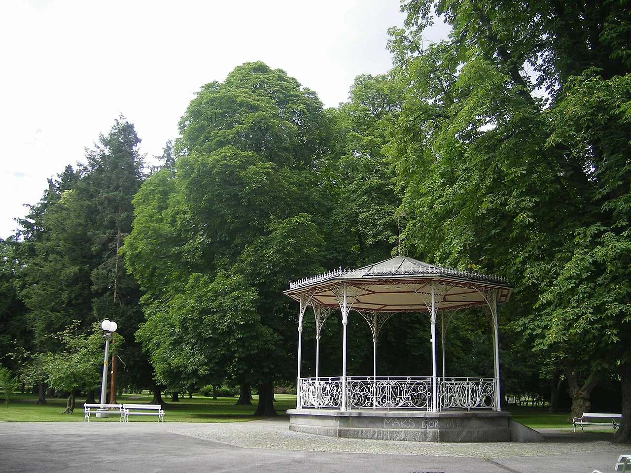The pavilion in Maribor City Park.