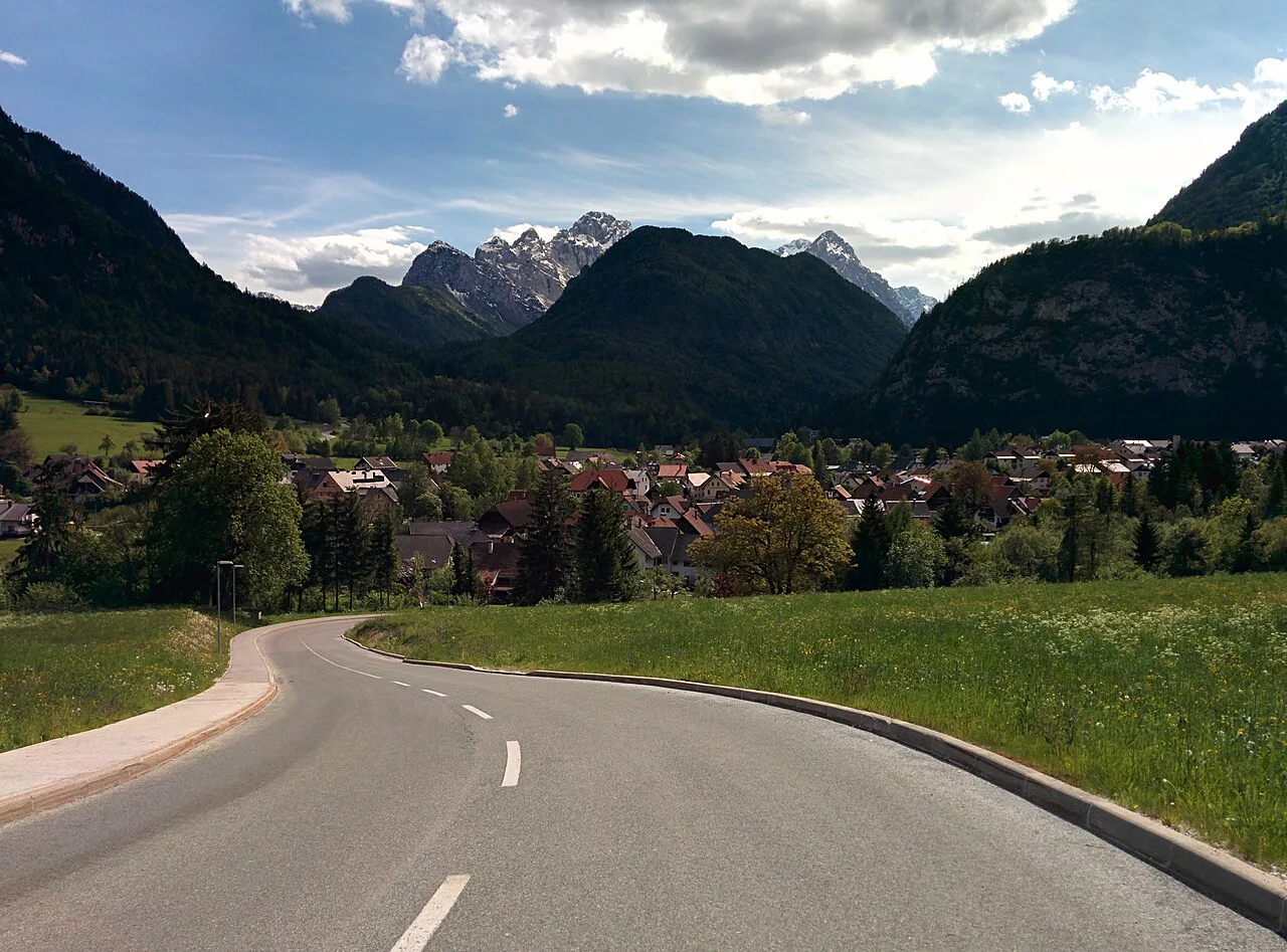 The road into Mojstrana.