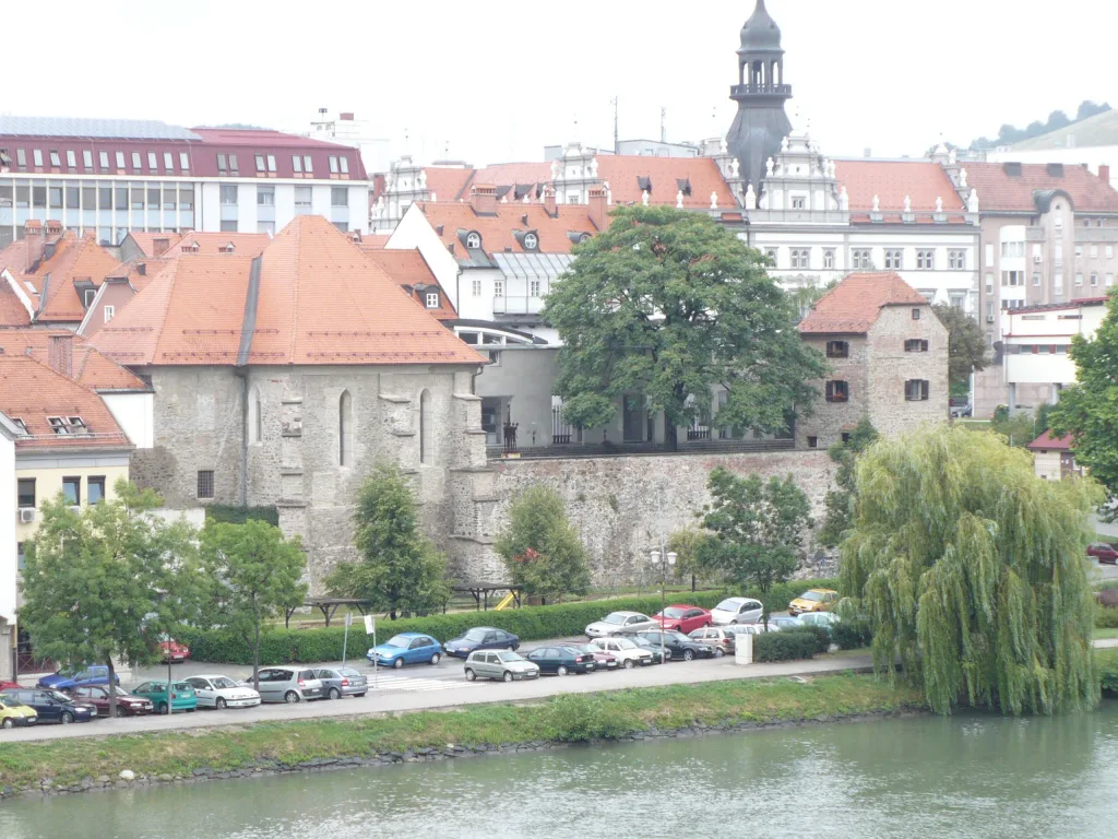Lent and the Jewish quarter on the Drava in Maribor.