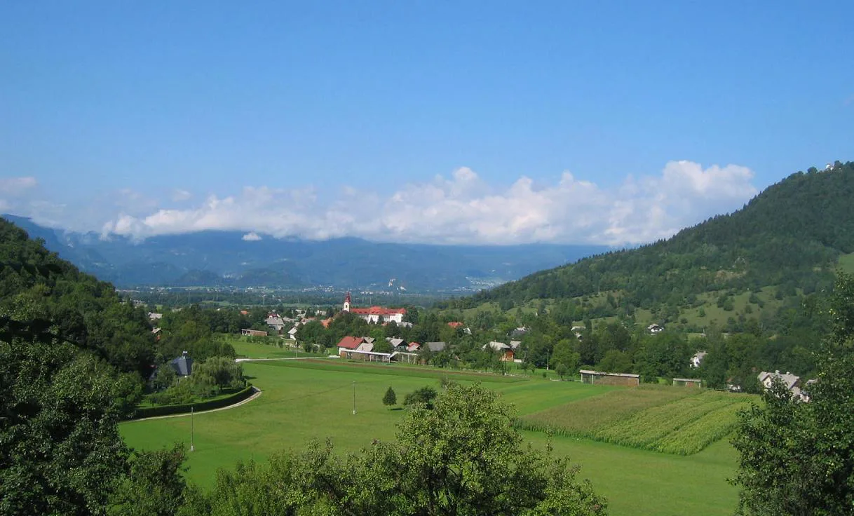 The valley at Begunje.