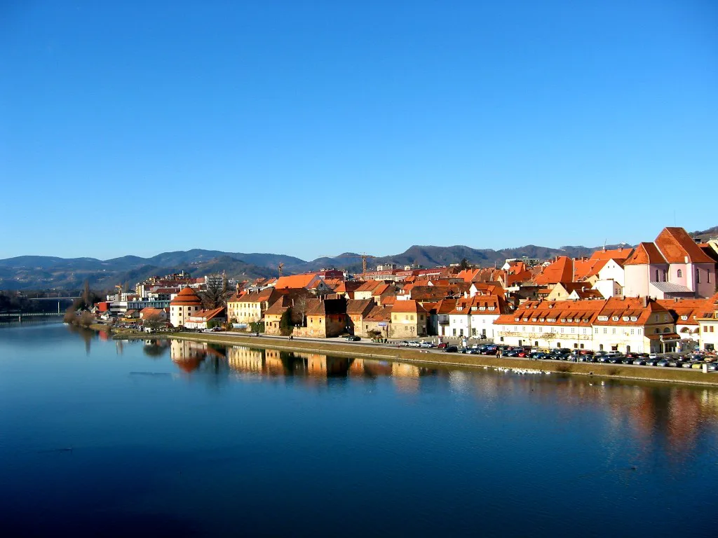Lent and the Drava riverfront in Maribor.