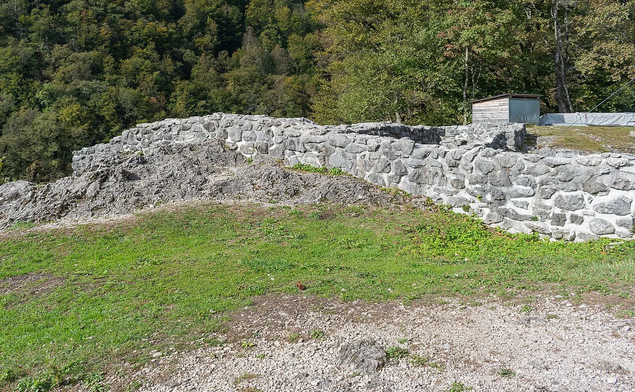Excavated walls at Tonovcov grad.