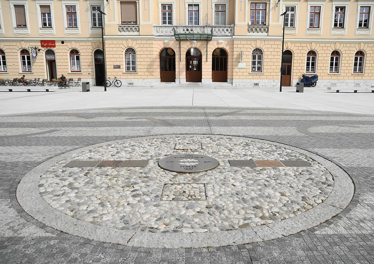 The border marker on Trg Evrope in Nova Gorica.