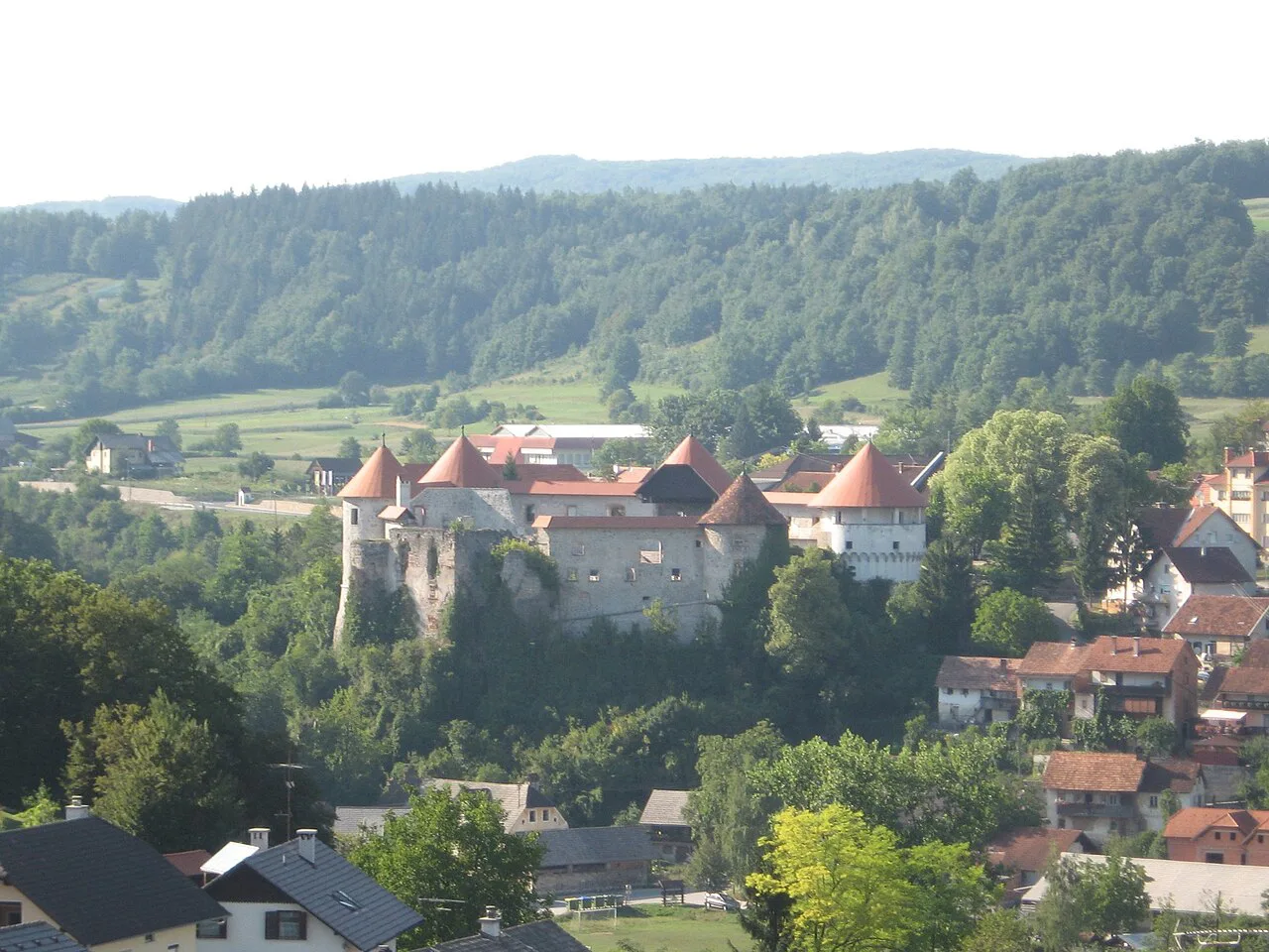 Žužemberk and its castle above the Krka.